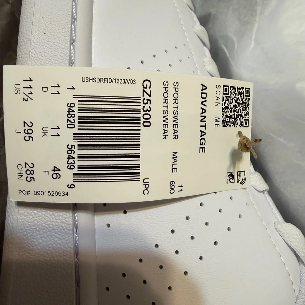 Adidas Advantage - Classic White with Green Detail - Picture 10 of 12